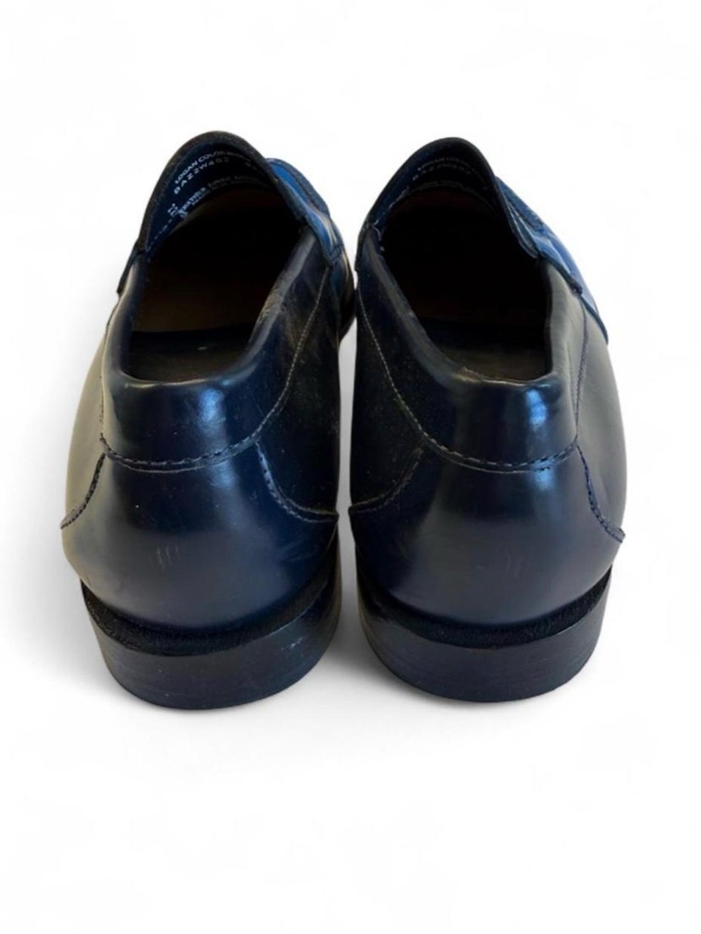 Men’s G.H. Bass Weejuns two-tone leather penny loafers in cobalt blue. - Picture 4 of 6